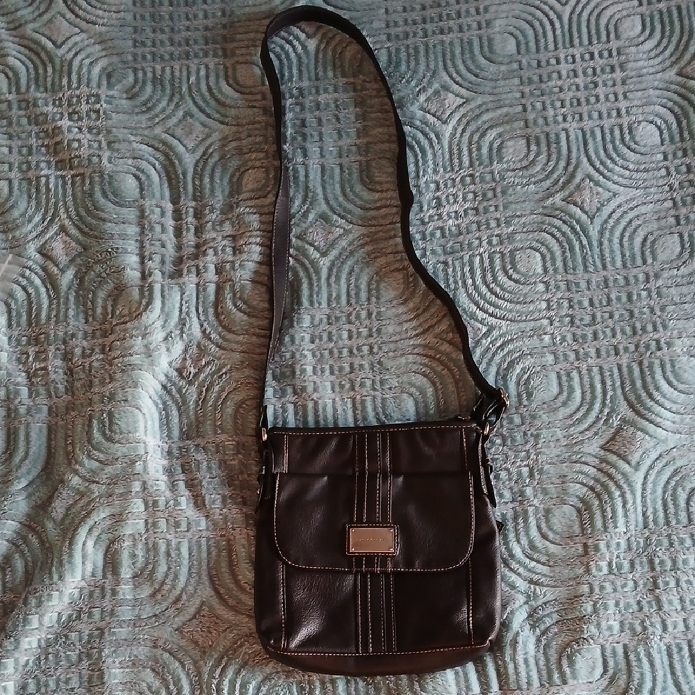 Stylish Black Leather Crossbody Bag